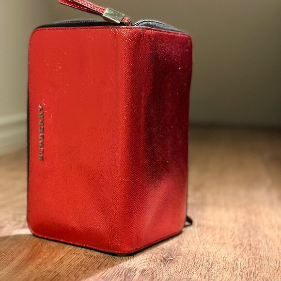 Vintage BURBERRY Metallic red wallet with zip closure Y2K - Picture 13 of 16